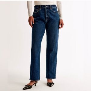 Abercrombie & Fitch High Rise Vintage Straight Jean 28